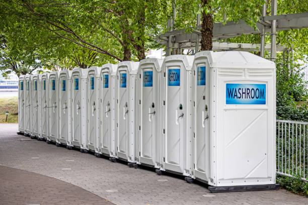 Best Affordable portable toilet rental  in Meridian Hills, IN